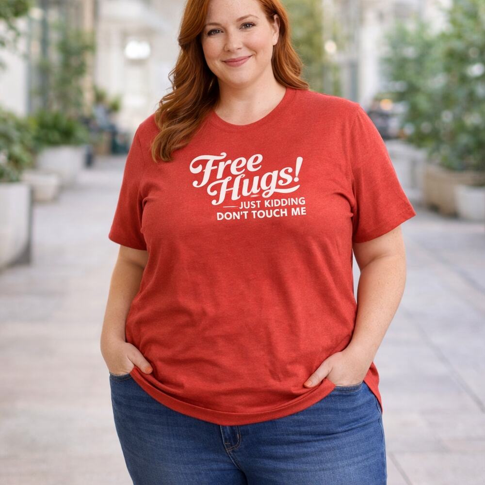 C22 Funny Slogan Graphic T-Shirt Free Hugs Just Kidding Size L